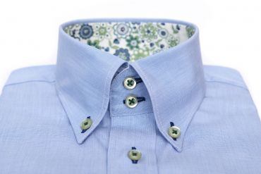 Maßhemd blau, Vittora - mit grünen Kontrasten